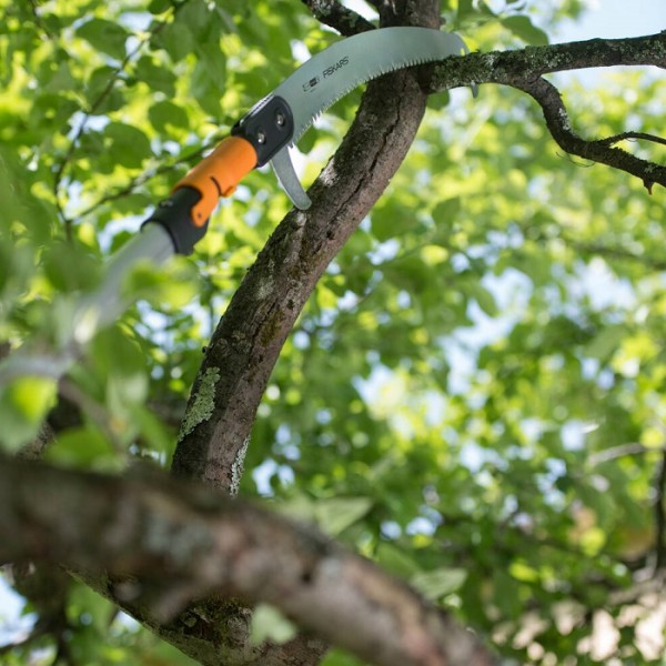 Средний телескопический черенок Fiskars QuikFit (M) 136042 (1000666)