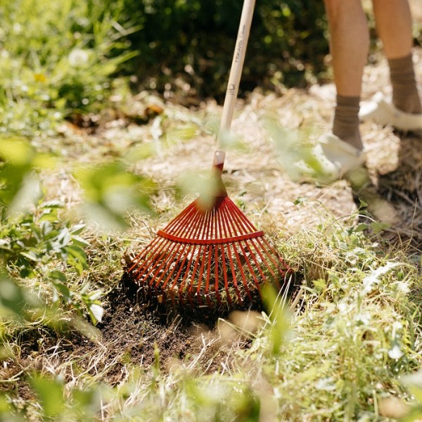 Грабли веерные Fiskars Classic, 40 см (1001586)