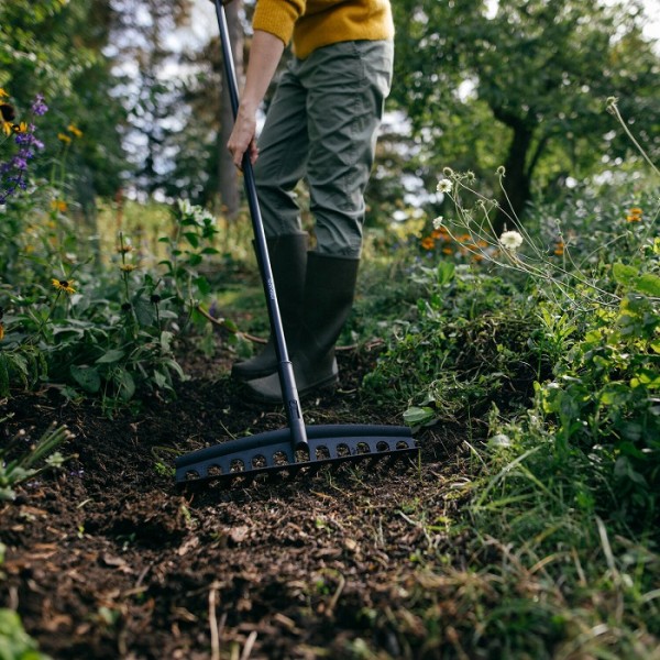 Грабли универсальные Fiskars Solid (M) 135066 (1003466)