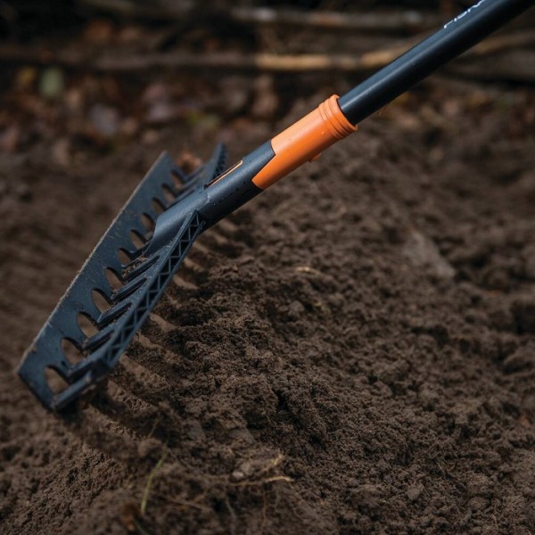 Насадка  Универсальная грабли Fiskars Solid 135064 (1014917)
