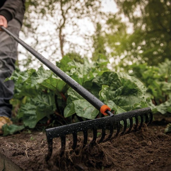 Садові граблі Fiskars Solid™ 135715 (1016036)