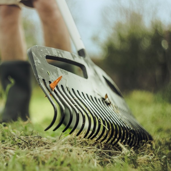 Грабли для уборки листьев Fiskars Xact (XXL) 615 мм (1027036)