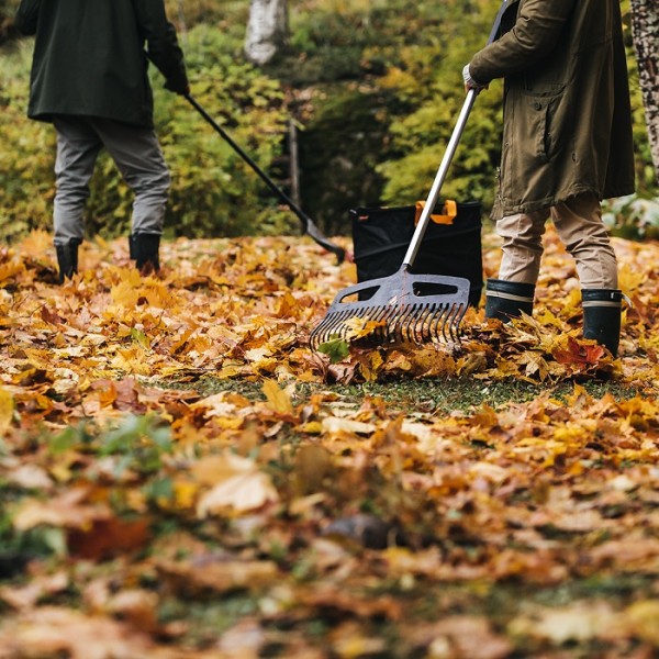 Грабли для уборки листьев Fiskars Xact (XXL) 615 мм (1027036)