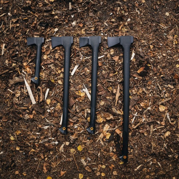Сокира Fiskars Solid A18 (1052045) Сокири