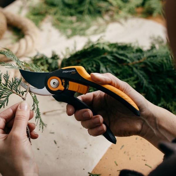 Площинний секатор до 24 мм Fiskars Plus SmartFit Bypass, P541 (1057169)