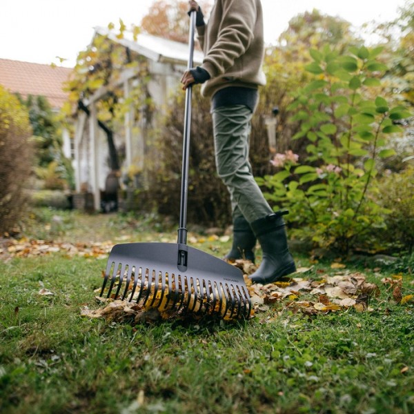 Грабли для листьев  Fiskars Solid M (1063090)