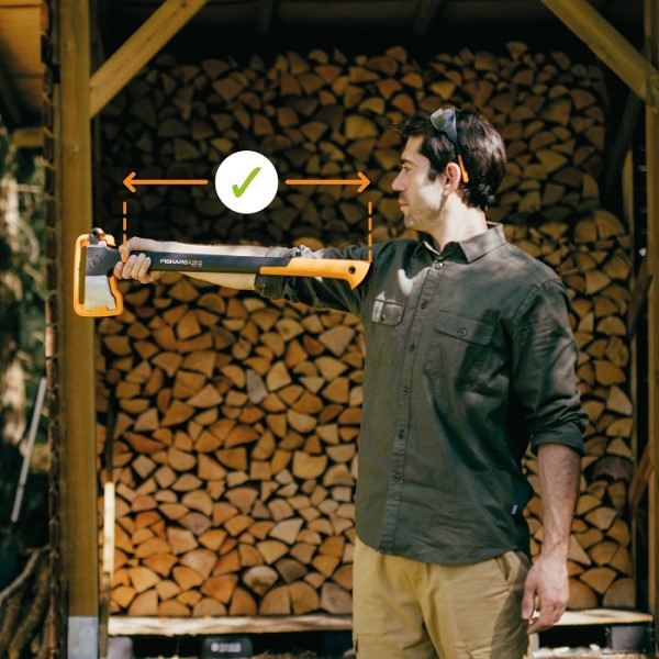 Сокира-колун Fiskars X-series X32 Splitting L (1069108)