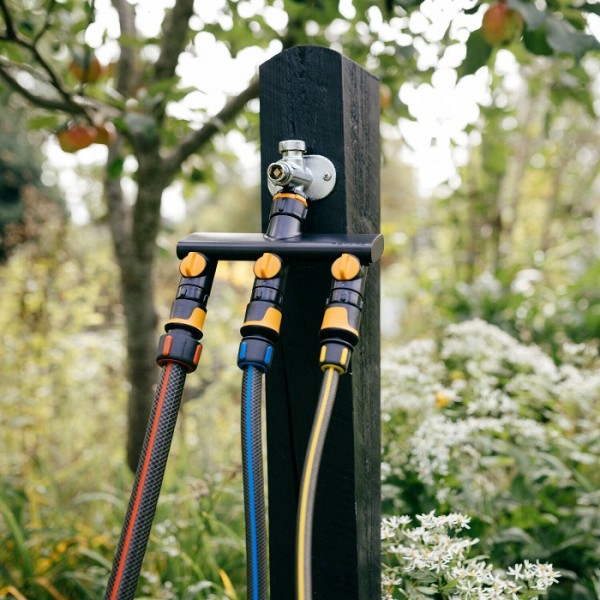 Тройник для крана Fiskars Comfort 3 выхода (1070578)