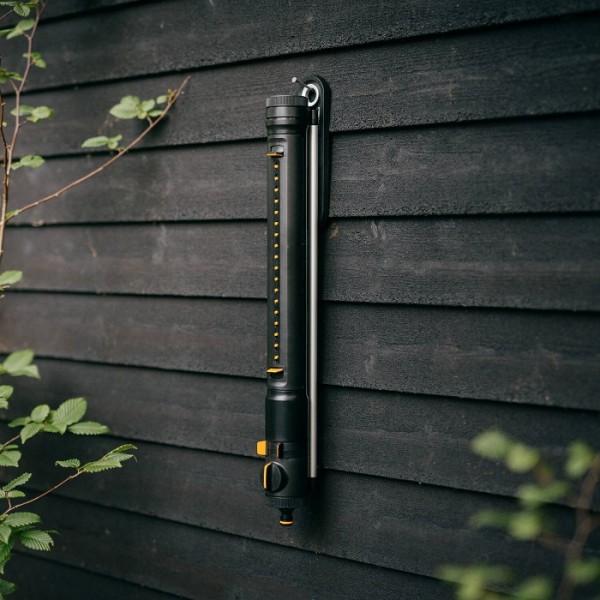 Дождеватель Fiskars осциллирующий Fiskars X-Series M (1070832)
