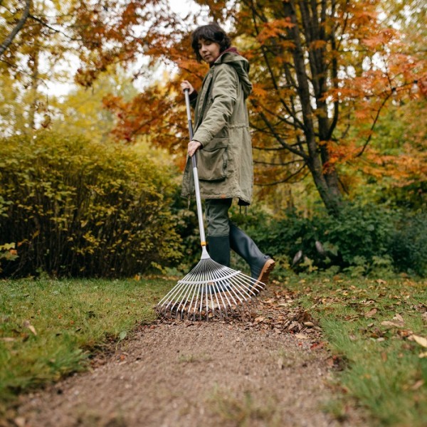 Граблі віялові металеві Fiskars Ergonomic™ (1076977)
