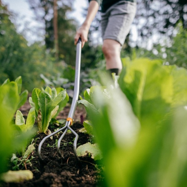Культиватор S-ручка Fiskars Ergonomic (1076978)