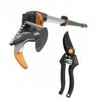 Телескопічний висоторіз до 32 мм Fiskars PowerGear™ X Telescopic UPX86, 2.4-4 м + секатор до 26 мм Pro P90 (1023624)