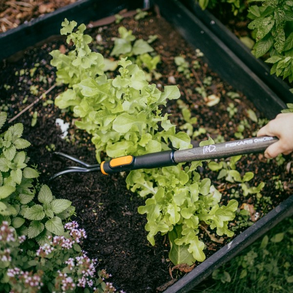 Ручка дерев'яна мала Fiskars OneClick S FSC, 40 см (1080670) 1080670