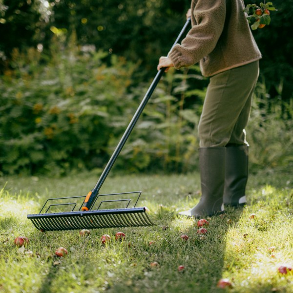 Граблі для газонів Fiskars OneClick 57 см (1080680) 1080680 Граблі для газонів Fiskars OneClick 57 см (1080680) 1080680