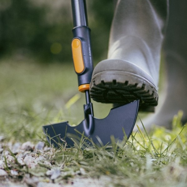 Підрізувач країв газону Fiskars OneClick 20 см (1080689) 1080689 Підрізувач країв газону Fiskars OneClick 20 см (1080689) 1080689