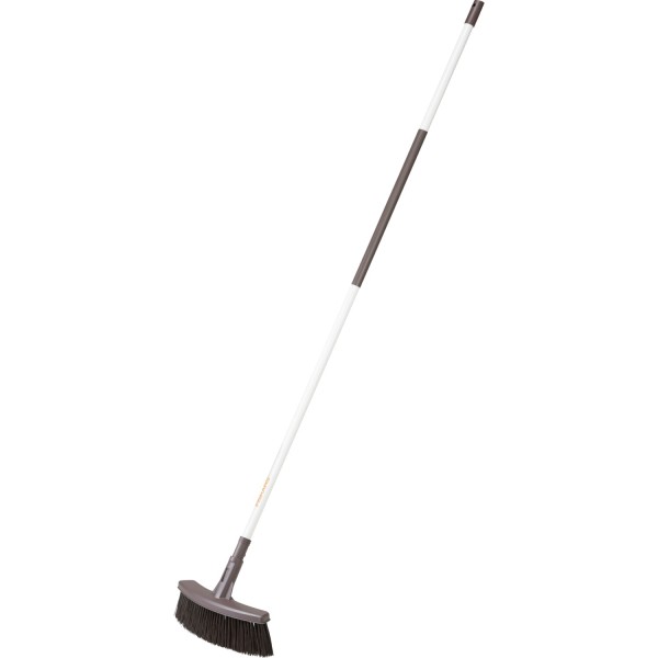 Универсальная облегченная щетка Fiskars White 1025927