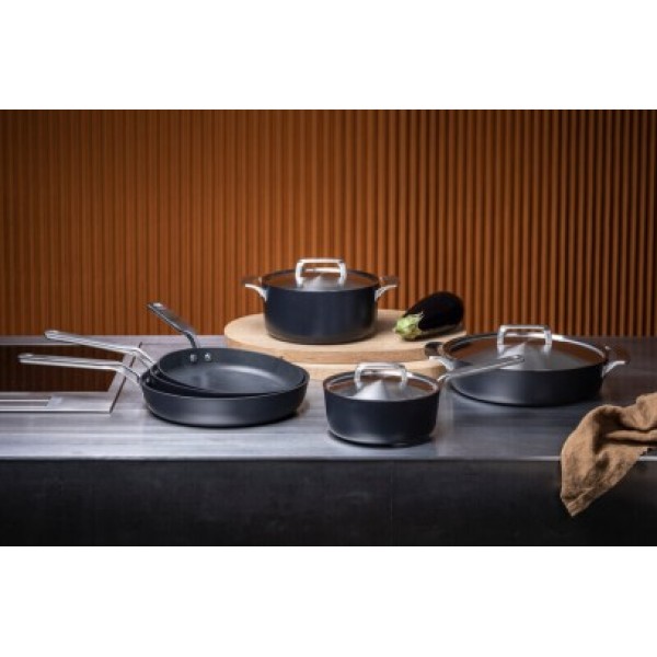 Кастрюля Fiskars Rotisser 3.5 л 1023755