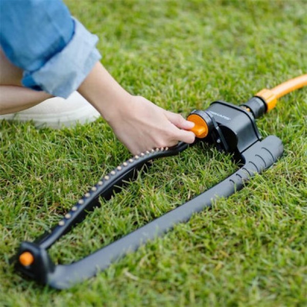 Дощувач осцилюючий Fiskars (1023659)