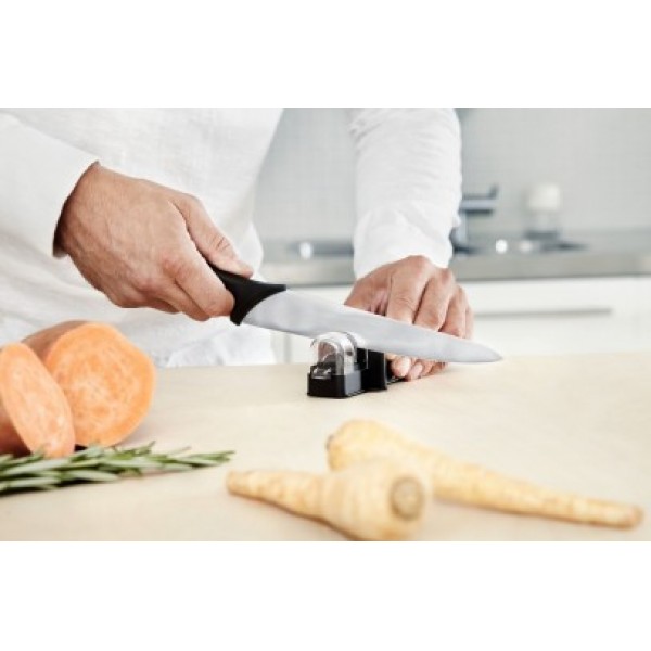Кухонний ніж Fiskars Essential для хліба 23 см Black 1023774