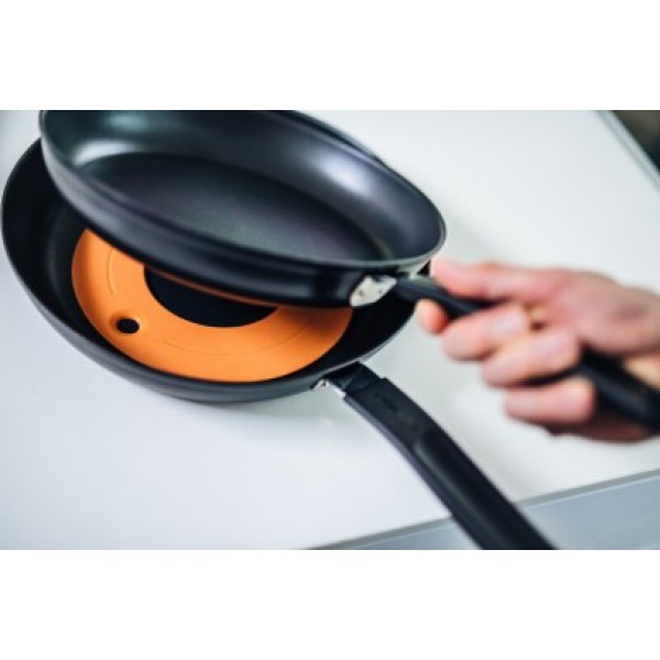 Сотейник Fiskars Functional Form 26см 1026575